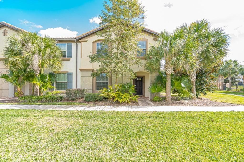 Appartamento Lovely 5Br Townhouse At Windsor At Westside Kissimmee Esterno foto